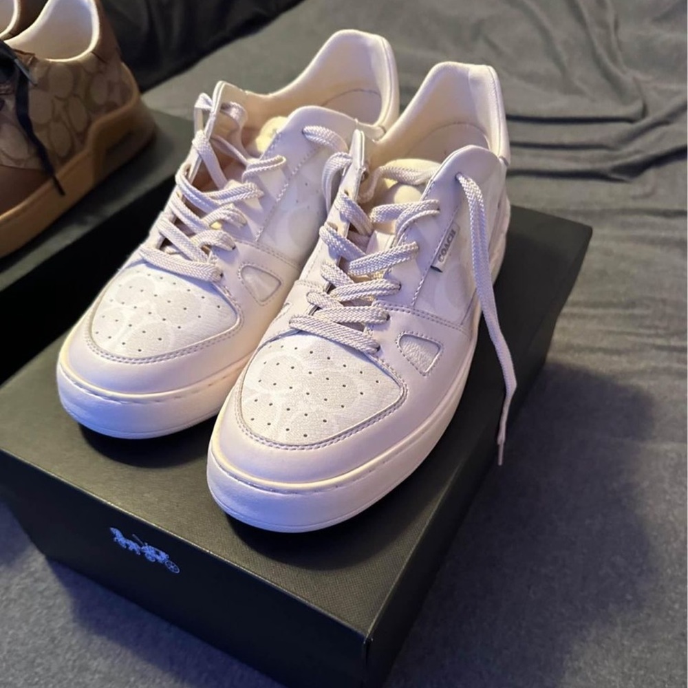 Coach white snickers